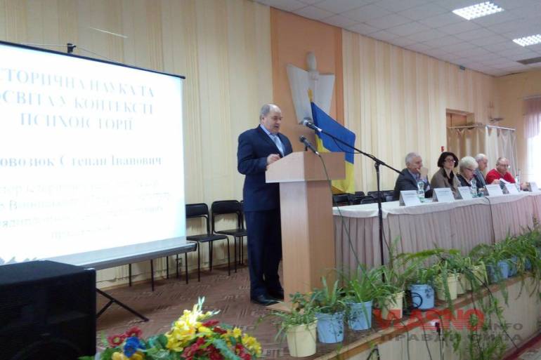 Психологи з п'яти регіонів України вчаться у Вінниці допомагати жертвам війни