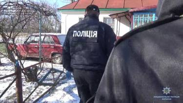 Життя вартістю у 10 тисяч: на Вінниччині жінка замовила вбивство рідного сина
