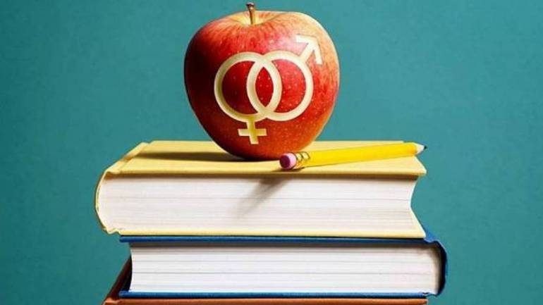 &laquo;Сексуальну освіту&raquo; відтепер можна безкоштовно отримати онлайн (ВІДЕО)