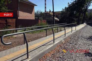 дорога для людей з обмеженими можливостями у Вінниці фото