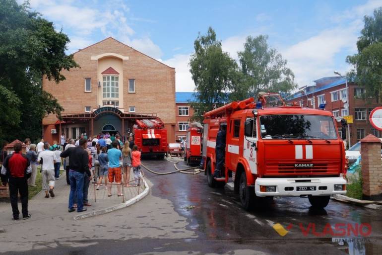 пожежа у Вінницькій міській лікарні швидкої допомоги фото