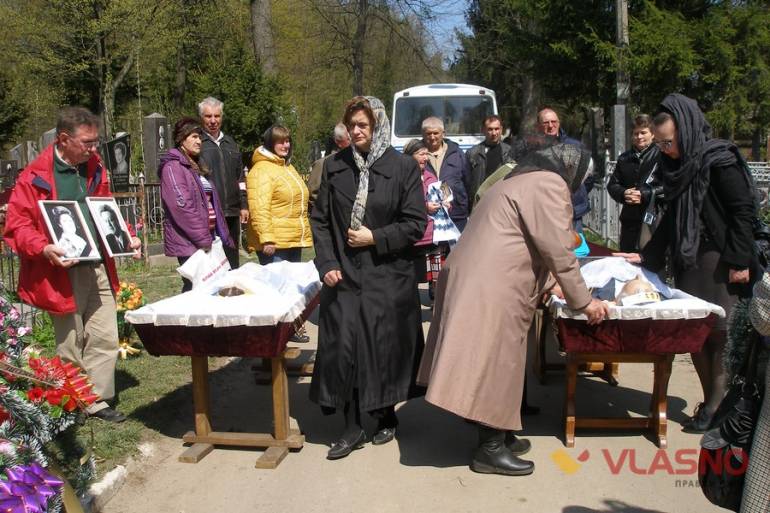 Подружжя вінницьких журналістів померло в один день