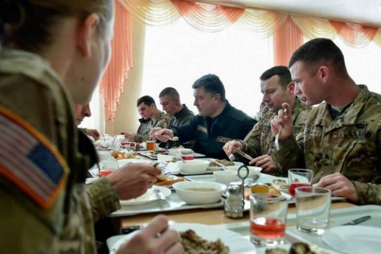 Найбільші постачальники харчів для ЗСУ - особи часів Януковича