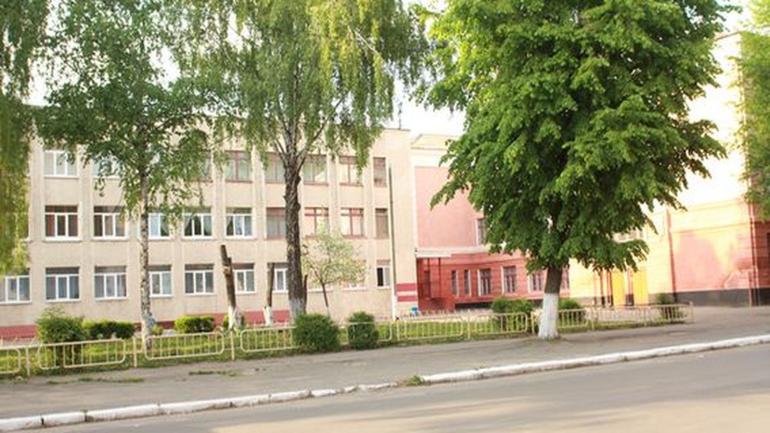 Учнів третього класу вінницької школи відправили на самоізоляцію