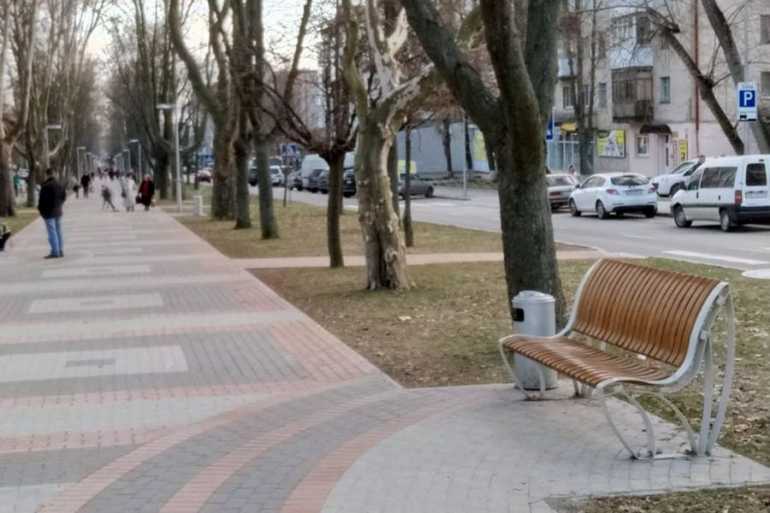 лавочки на Космонавтів у Вінниці фото