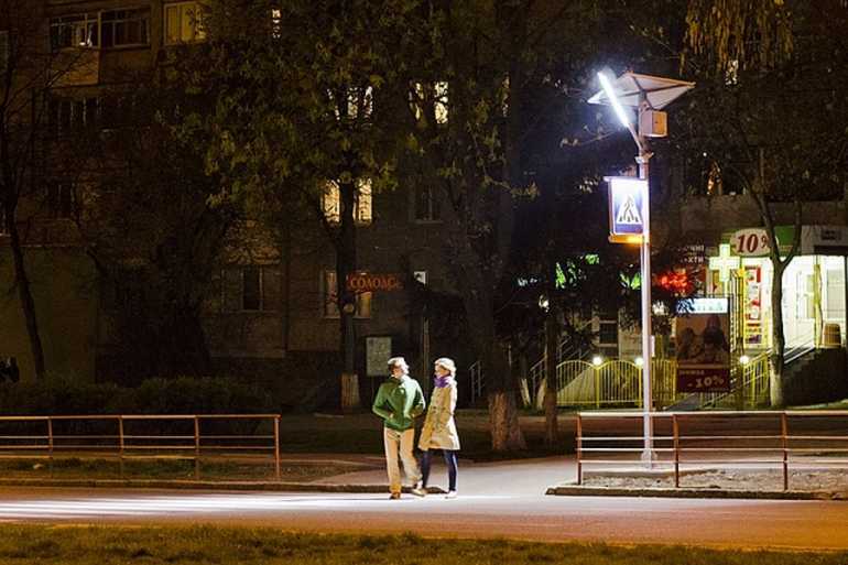 підсвітка на пішохідному переході фото