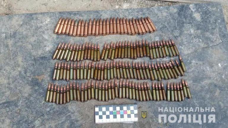У мешканця Шаргородщини виявили бойовий арсенал