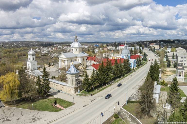 чоловічий Свято Миколаївський замок монастир у Шаргороді фото