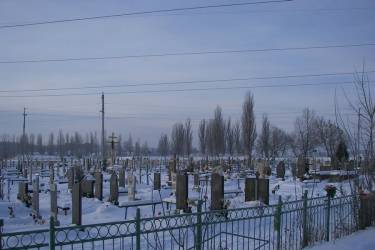 Вінницька влада закрила у Сабарові кладовище