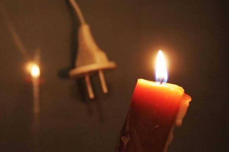 Через негоду на Львівщині знеструмлені десятки сіл та містечок