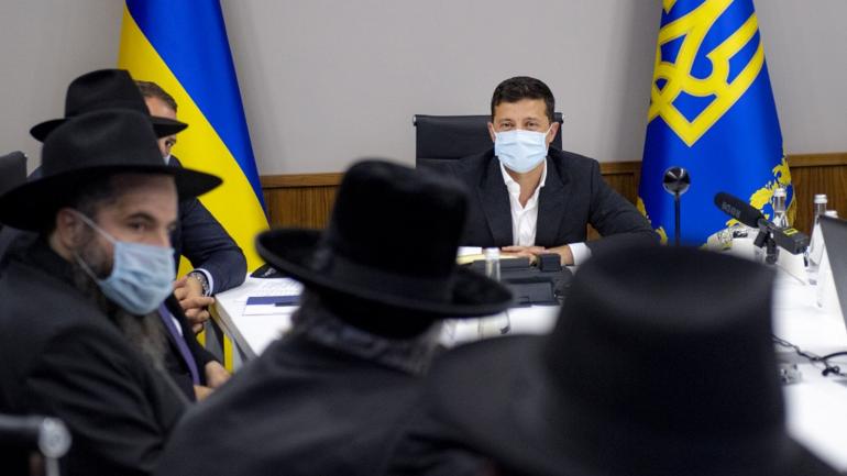 Зеленський обговорив важливість карантину з рабинами України