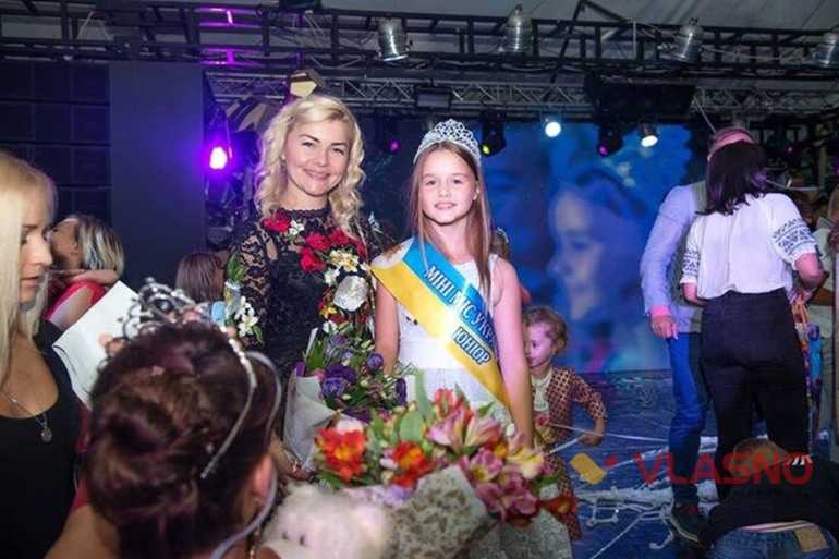 Вінничанка  Анастасія Дідух виборюватиме титул &laquo;Міні міс Світу&raquo;