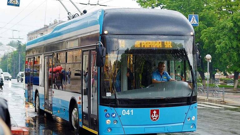 До кінця року у Вінниці курсуватимуть ще три нові тролейбуси