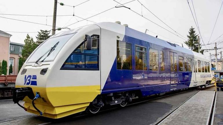 &laquo;Південно-Західна залізниця&raquo; планує придбати 10 електропотягів, які курсуватимуть Вінниччиною