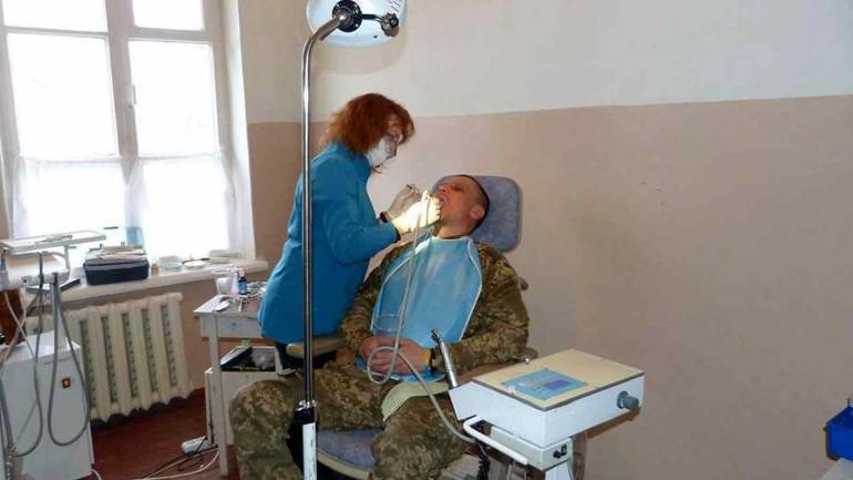 У Вінниці учасникам бойових дій дають по 15 тисяч на послуги дантистів