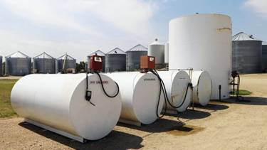 склад пального фото