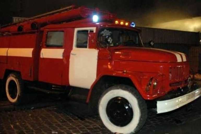 пожежна машина фото