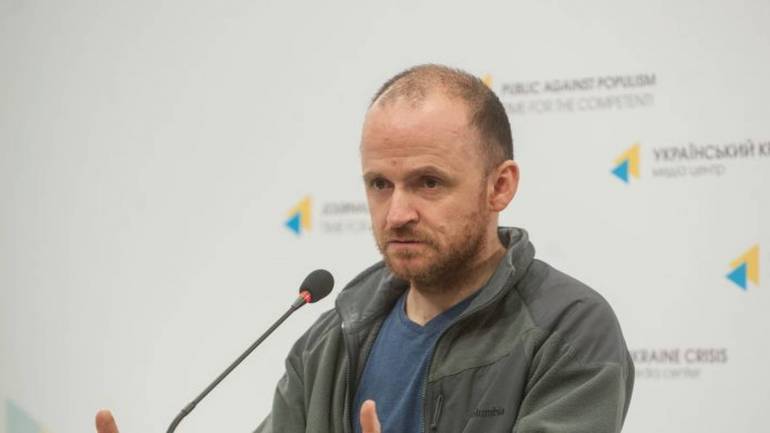 У лікарнях скоротять кількість паперової документації майже у 10 разів