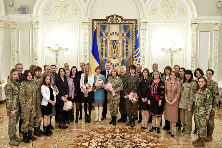 Вісім вінничанок відзначив Президент України