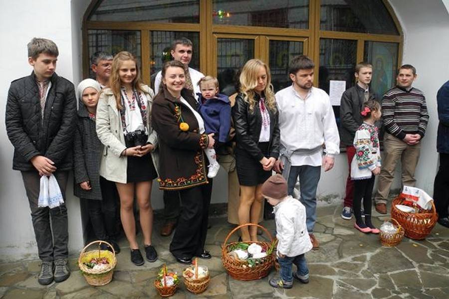 Розклад богослужінь у храмах всіх конфесій Вінниці
