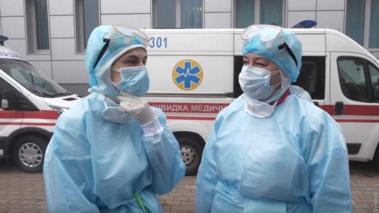 У Жмеринці на обсервацію пішли 16 медиків