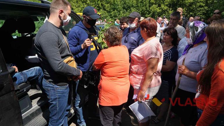 Пайовики на Козятинщині прогнали з поля рейдерів (ФОТО) (ВІДЕО)