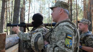 "Будуємо непрохідну оборону", &ndash; командувач Об&rsquo;єднаних Сил Збройних Сил України генерал-лейтенант Сергій Наєв (ВІДЕО)
