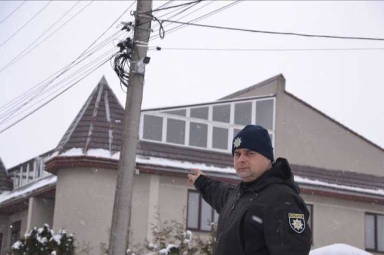 На Львівщині дільничний оснастив все село камерами відеоспостереження