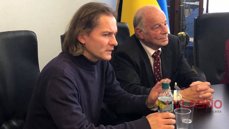 Швейцарський експерт у Вінниці порівняв Україну з сендвічем (ФОТО, ВІДЕО)