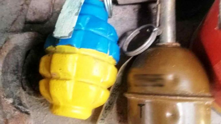 У Теплицькому районі чоловік ховав гранату в мішку із зерном