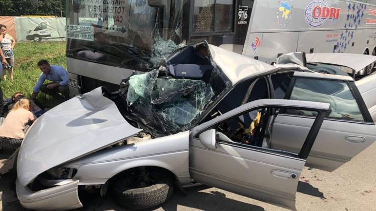 Автобус не доїхав до Німеччини через ДТП у Вінниці