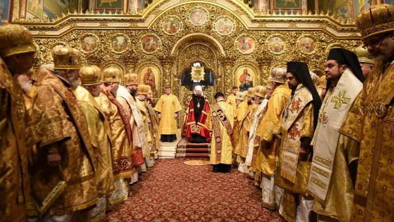 Православна Церква України дозволила проводити богослужіння без вірян