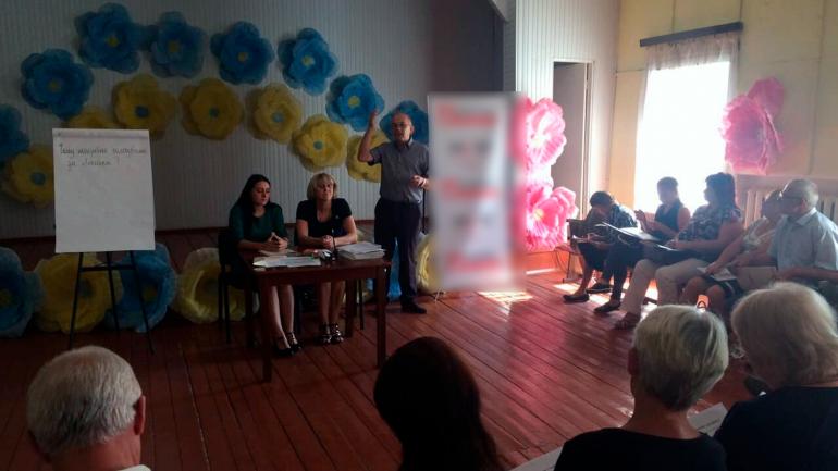 В Немирівський ОТГ бюджетникам погрожують звільненням у разі поразки Віктора Качура на місцевих виборах
