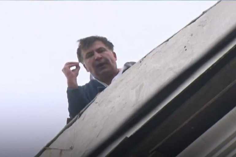 Саакашвілі затримали на даху будинку