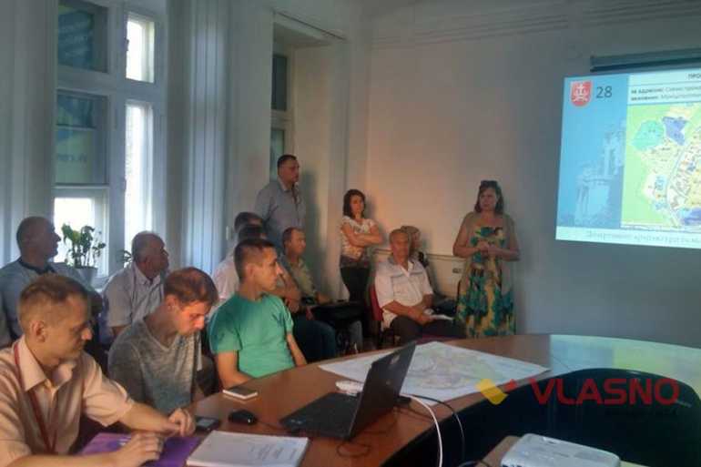 &laquo;На власній земельні не маємо права садити городину та будуватися&raquo; - вінничанам нав&rsquo;язали санітарно-захисну зону