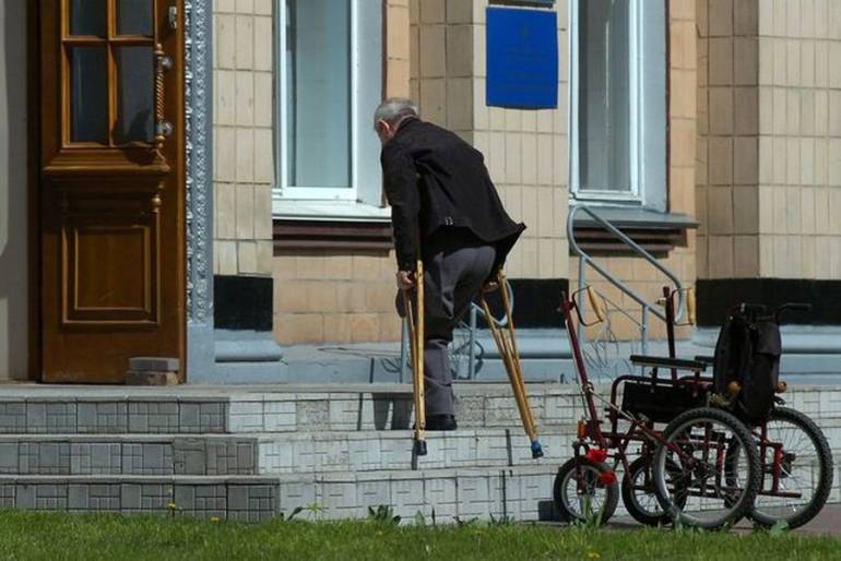 На Вінниччині перевірять поліцейський сервіс