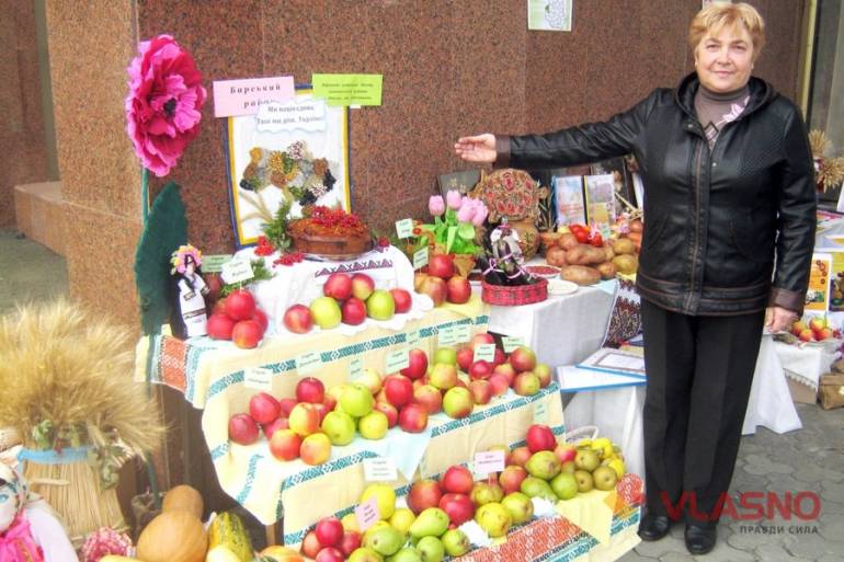 висттавка досягнень вінницьких юнатів фото