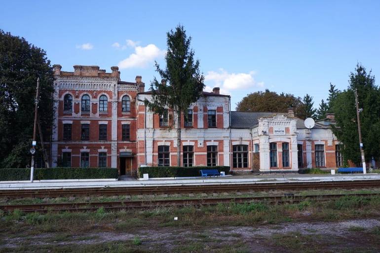 вокзал в Оратові фото