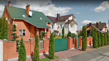Викладачі-мільйонери, правоохоронці, судді та прокурори &ndash; хто мешкає у вінницькому &laquo;царському селі&raquo;  (АНАЛІТИКА)