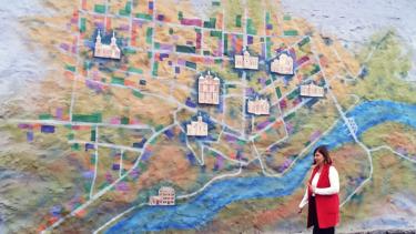 У Брацлаві родина художників-гончарів створила туристичний 3D-мурал мапи селища