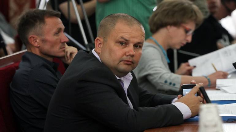 Подзвонив і попрощався з мамою: житомирський депутат вистрелив собі у груди