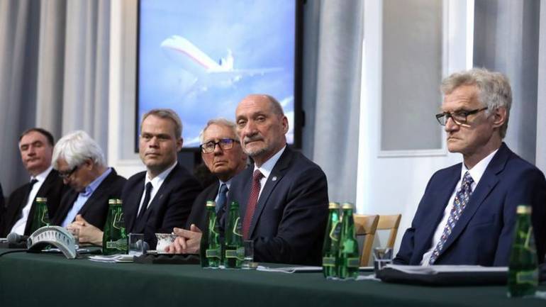 Польща спростувала попередній звіт про &laquo;Смоленську катастрофу&raquo;
