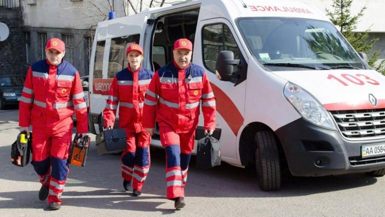 Бригадам &laquo;швидкої&raquo; збільшать оклади