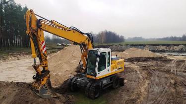 &laquo;Розчищали став й дістали пісок&raquo;: на Вінниччині виявили незаконний кар'єр