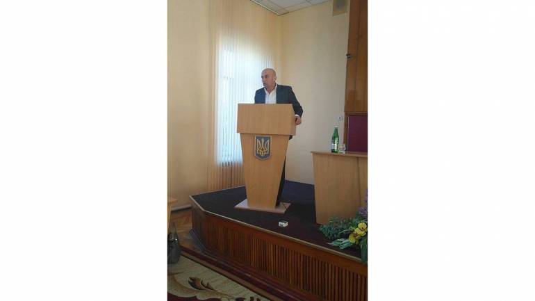 Районні депутати засудили знесення погруддя Шевченка у Вінниці та вимагають конкурсу