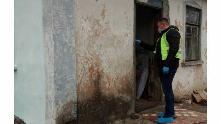 Вбив родича і пішов спати: поліція затримала підозрюваного