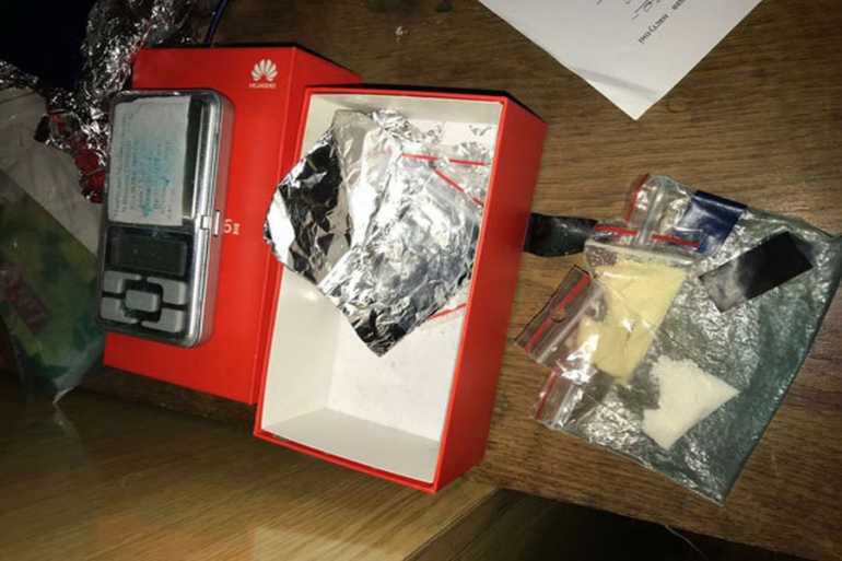 Через інтернет та під стовпами: у Вінниці продавали психотропи по 800 гривень за грам 