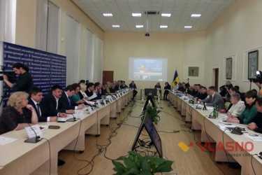круглий стіл представників адмінсуду у Вінниці фото