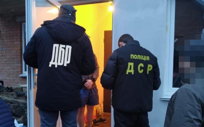 Шістьох працівників вінницької в&rsquo;язниці підозрюють у вбивстві чоловіка, що знаходився під вартою