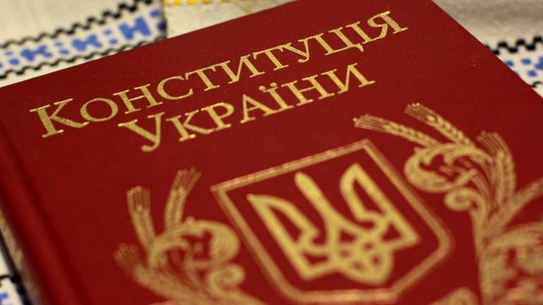 Народні депутати стали доторканими